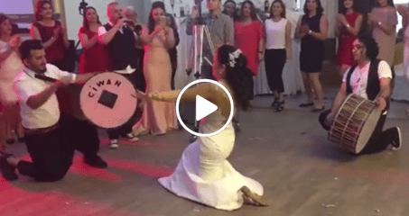 Gelinden mükemmel ötesi bir halay şov, kesinlikle izlemeye değer